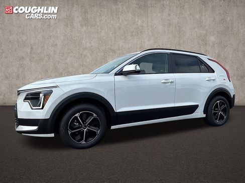 New 2025 Kia Niro LX image 9