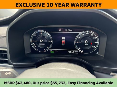 New 2025 Mitsubishi Outlander ES image 17