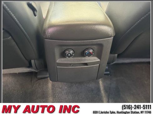 Used 2012 Nissan Pathfinder LE image 16