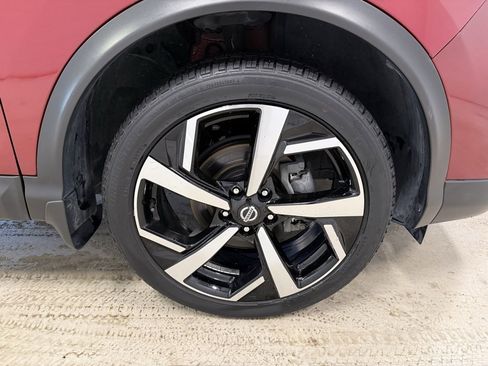 Used 2022 Nissan Rogue Sport SL image 10