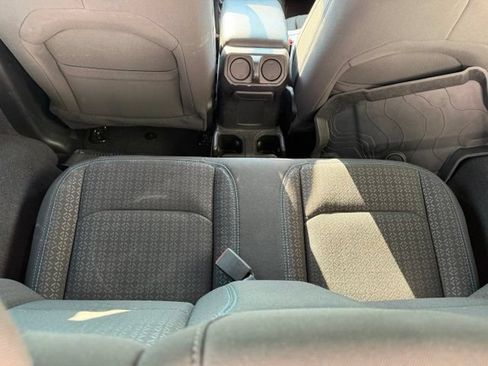 Used 2021 Jeep Wrangler Sport AWD/4WD image 8