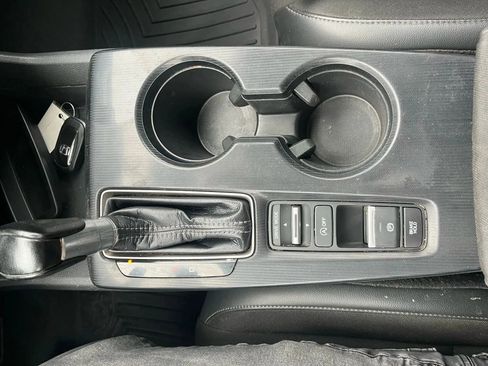 Used 2022 Honda Civic Sport image 24