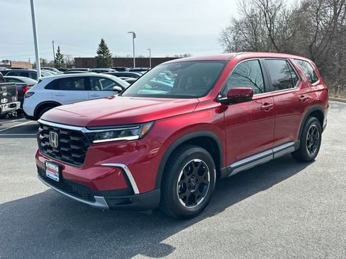 New 2025 Honda Pilot EX-L image 1