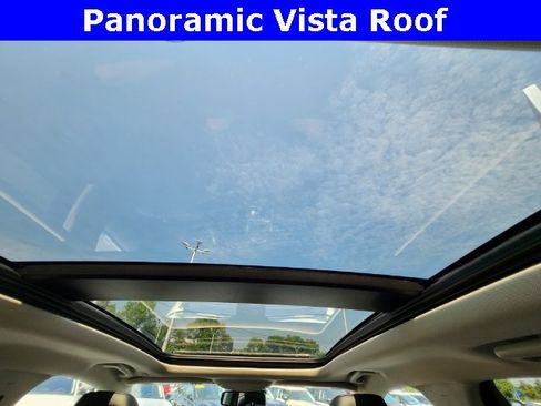 Used 2021 Ford Edge SEL w/ Convenience Package image 3