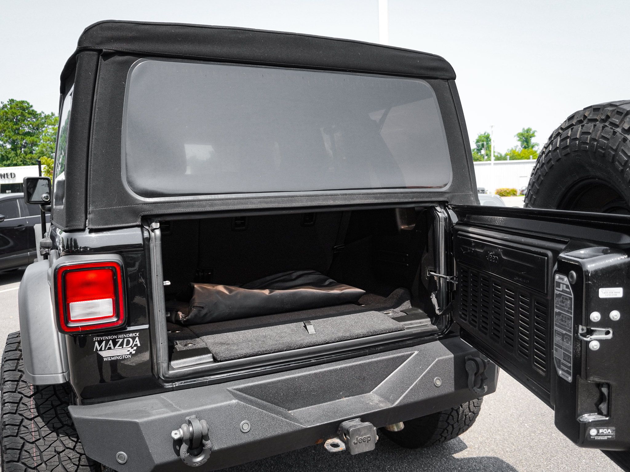 Used 2021 Jeep Wrangler Unlimited Sport AWD/4WD image 31