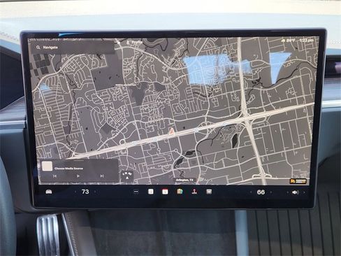 Used 2022 Tesla Model S image 13