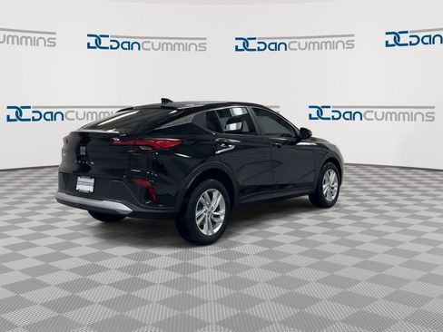 Certified 2025 Buick Envista Preferred w/ Convenience I Package image 8