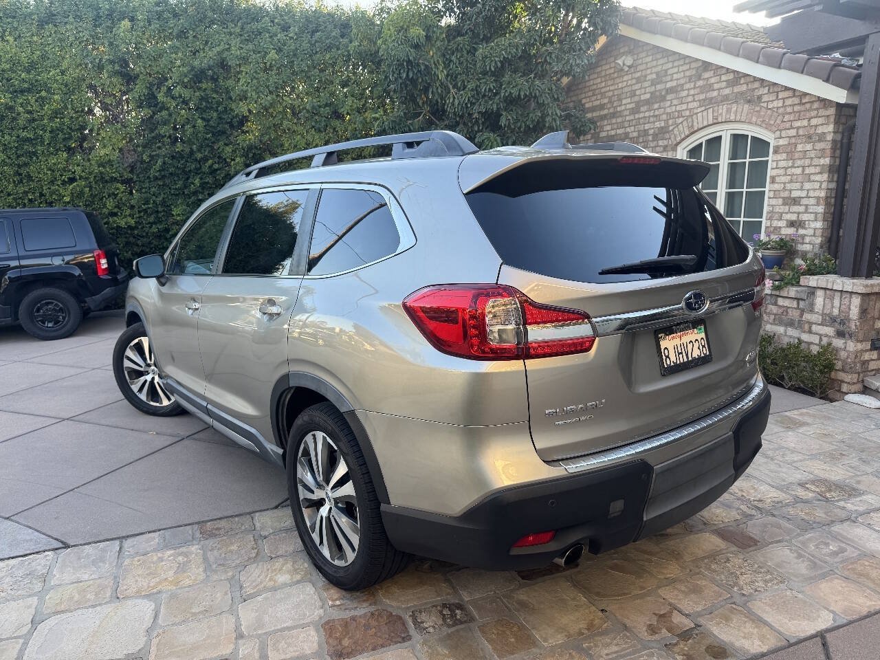 Used 2019 Subaru Ascent Limited AWD/4WD image 3