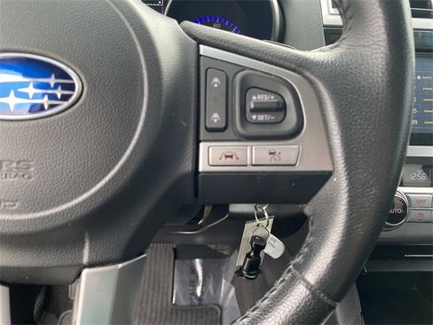Used 2017 Subaru Outback 2.5i Premium image 39