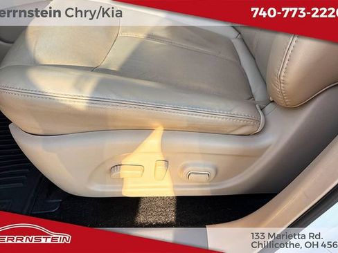 Used 2016 Nissan Pathfinder SL AWD/4WD image 15