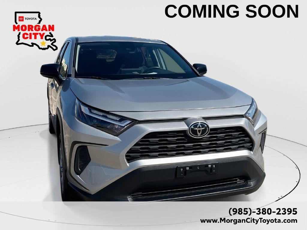 Used 2023 Toyota RAV4 LE FWD image 1