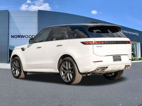 New 2025 Land Rover Range Rover Sport Dynamic SE image 6