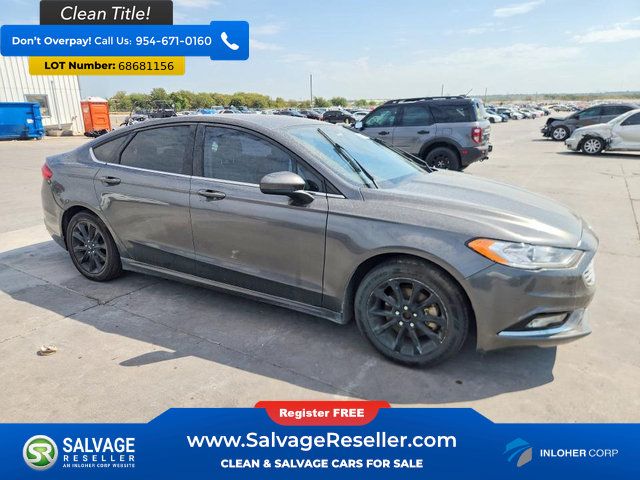 Used 2017 Ford Fusion SE w/ Fusion SE Technology Package FWD image 5