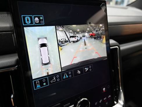New 2026 GMC Yukon XL Denali w/ Sun & Power Step Package AWD/4WD image 19
