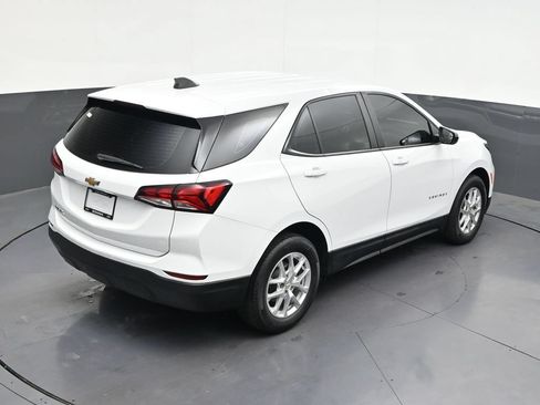 Used 2022 Chevrolet Equinox LS FWD image 19