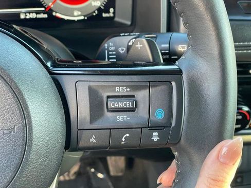 Certified 2024 Nissan Rogue SL w/ SL Premium Package image 20