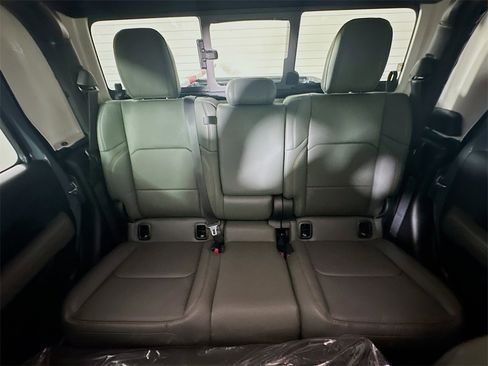 New 2026 Jeep Gladiator Mojave w/ Technology Group image 10