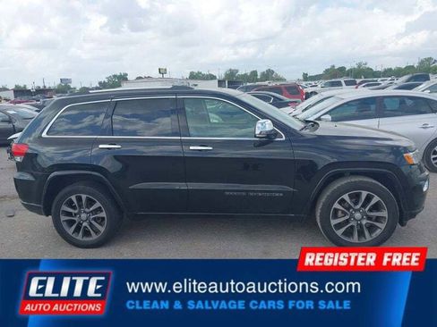 Used 2017 Jeep Grand Cherokee Overland RWD image 25