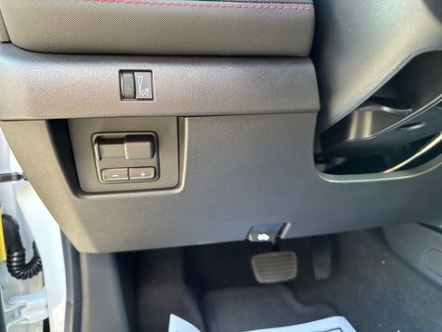 New 2026 Chevrolet Colorado Z71 w/ Technology Package AWD/4WD image 18