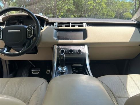 Used 2017 Land Rover Range Rover Sport Supercharged AWD/4WD image 12