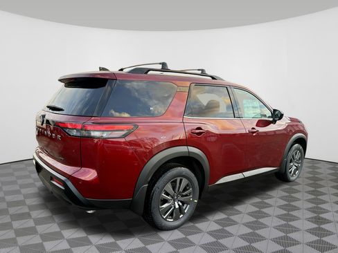 New 2026 Nissan Pathfinder SV image 7