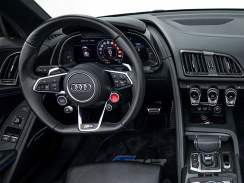 Used 2020 Audi R8 V10 performance AWD/4WD image 9