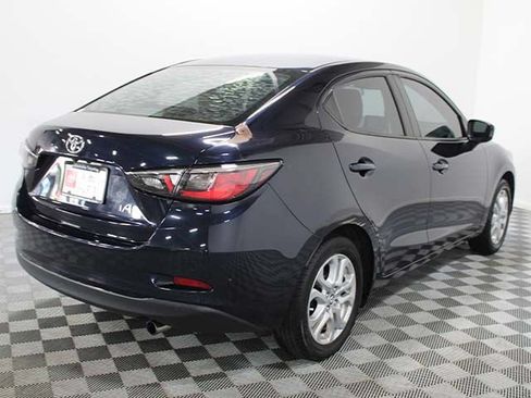Used 2017 Toyota Yaris iA FWD image 6