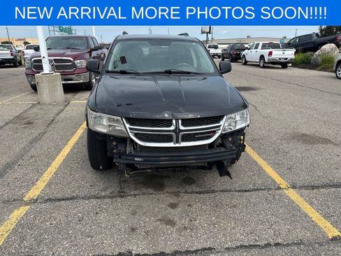 Used 2013 Dodge Journey SXT FWD image 2