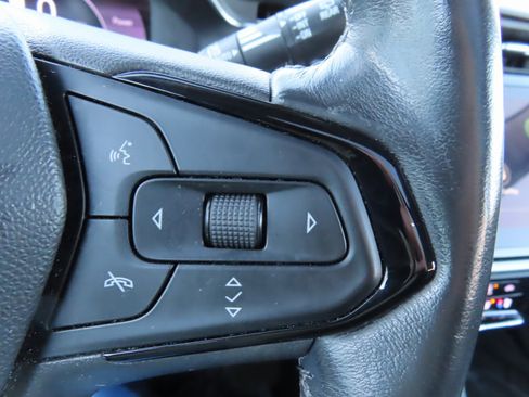 Used 2023 Chevrolet Bolt EUV Premier w/ Sun & Sound Package image 22