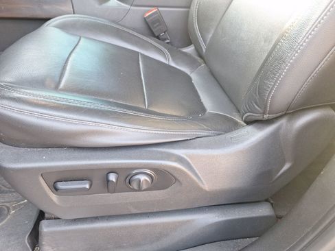 Used 2020 GMC Sierra 1500 SLT image 18