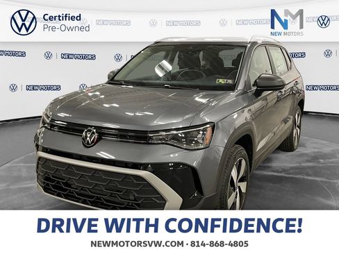 Used 2025 Volkswagen Taos S AWD/4WD image 1