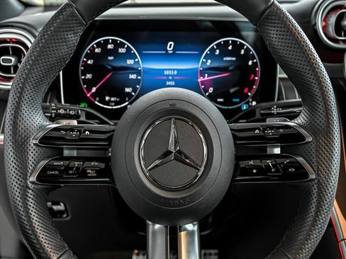 Certified 2026 Mercedes-Benz GLC 300 4MATIC image 17