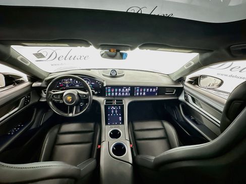 Used 2022 Porsche Taycan Turbo S w/ Premium Package AWD/4WD image 18