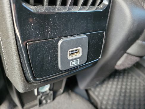 Used 2025 Jeep Compass Trailhawk AWD/4WD image 13