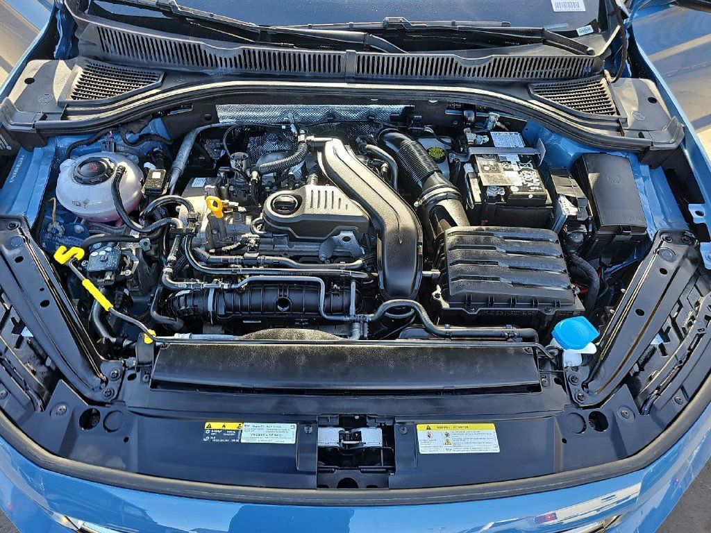 Used 2025 Volkswagen Jetta Sport FWD image 32