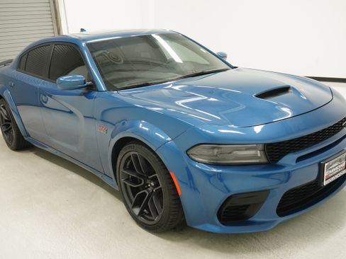 Used 2021 Dodge Charger Scat Pack RWD image 3
