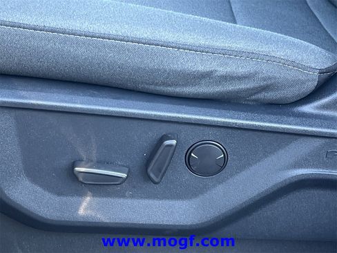 Certified 2022 Ford F150 XLT w/ Equipment Group 302A High image 24