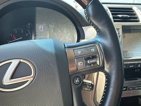 Used 2018 Lexus GX 460 Premium AWD/4WD image 14