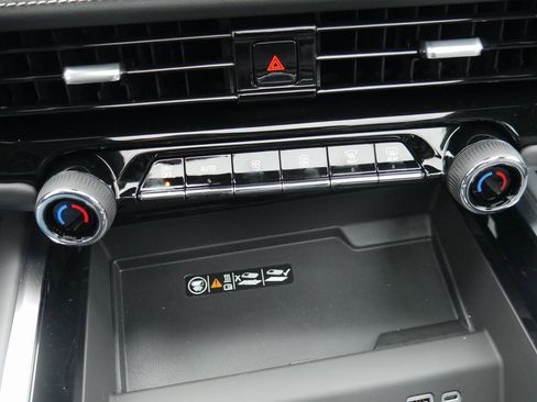 New 2026 Chevrolet Tahoe Premier w/ Sun And Tow Package image 18