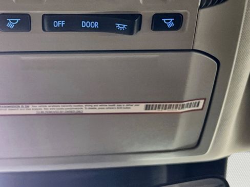 Used 2021 Toyota Highlander XLE FWD image 22