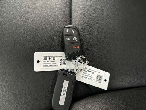 New 2026 Jeep Compass Limited image 24