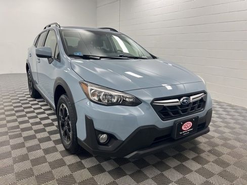 Used 2023 Subaru Crosstrek 2.0i Premium image 1