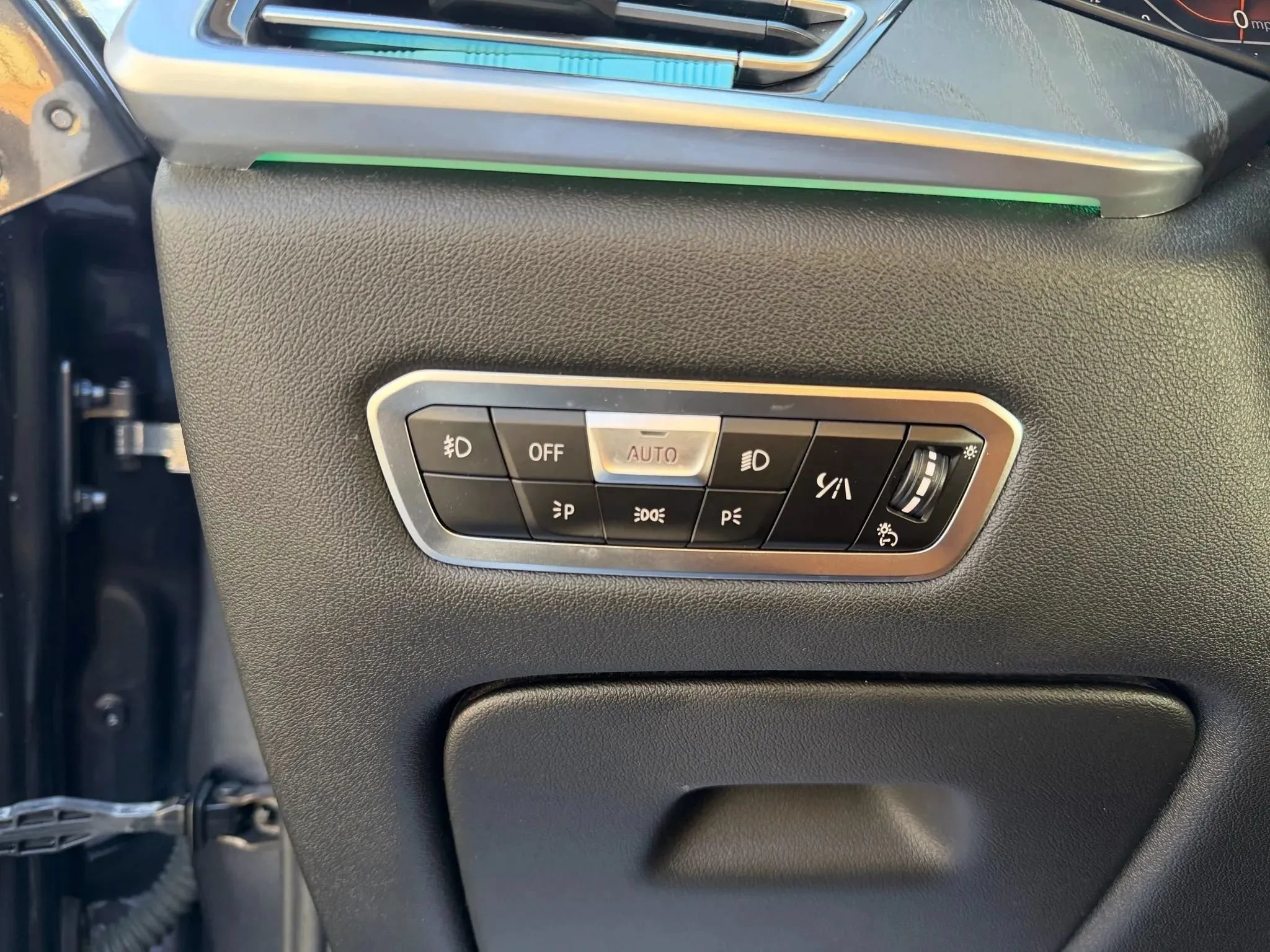 Used 2019 BMW X7 xDrive40i w/ Premium Package AWD/4WD image 30