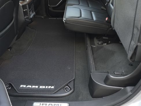 Used 2022 RAM 1500 Laramie image 29