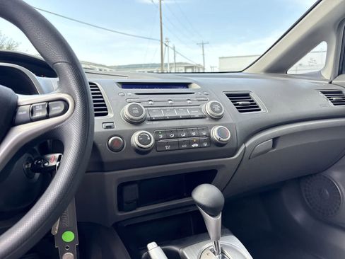 Used 2010 Honda Civic LX image 28
