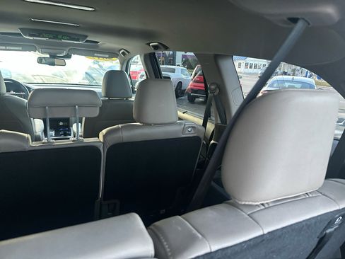 Used 2017 Honda Pilot Touring image 41