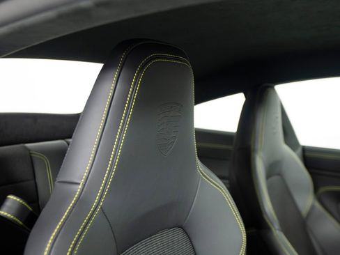 Used 2025 Porsche 911 GT3 image 31