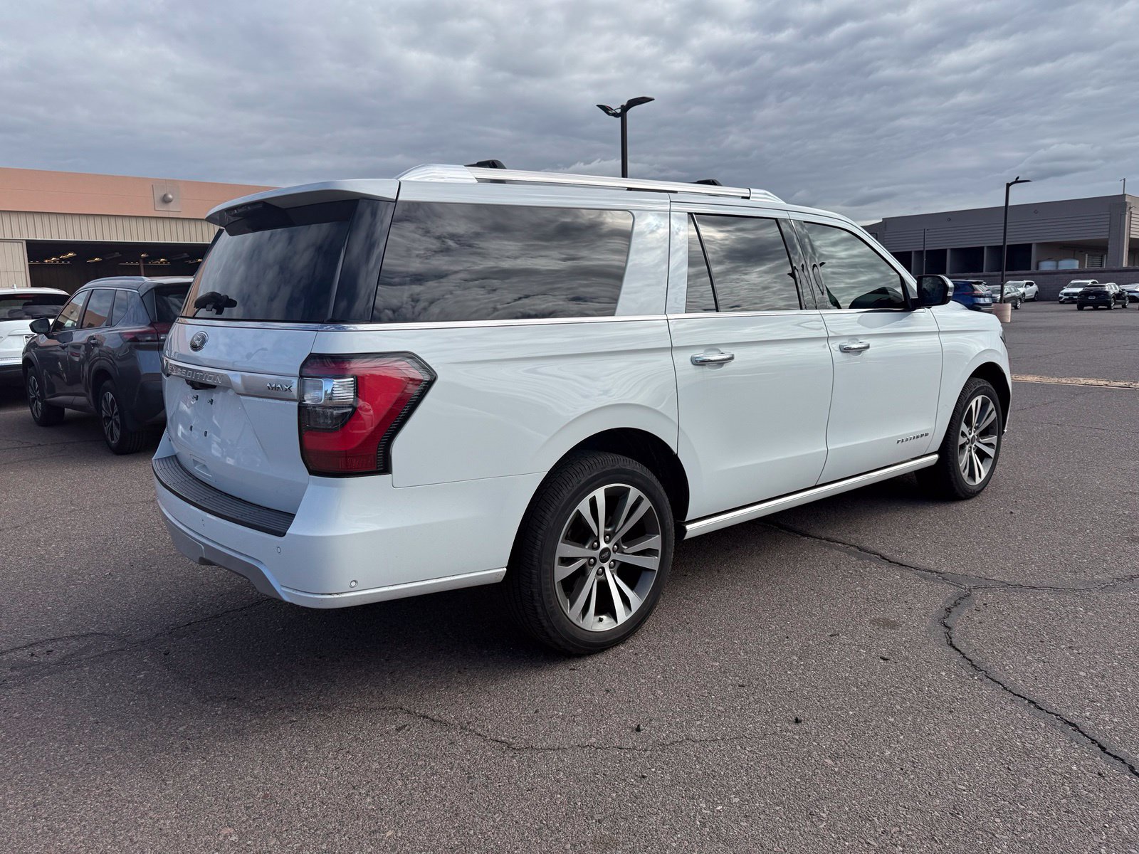 Used 2021 Ford Expedition Max Platinum AWD/4WD image 5