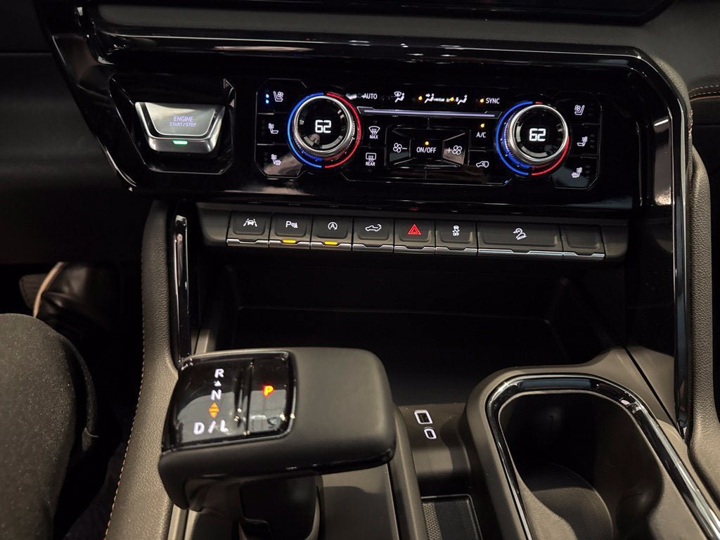 New 2026 GMC Sierra 1500 AT4 w/ AT4 Premium Package AWD/4WD image 29