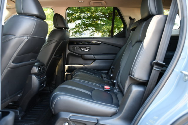 Used 2024 Honda Pilot Touring image 22